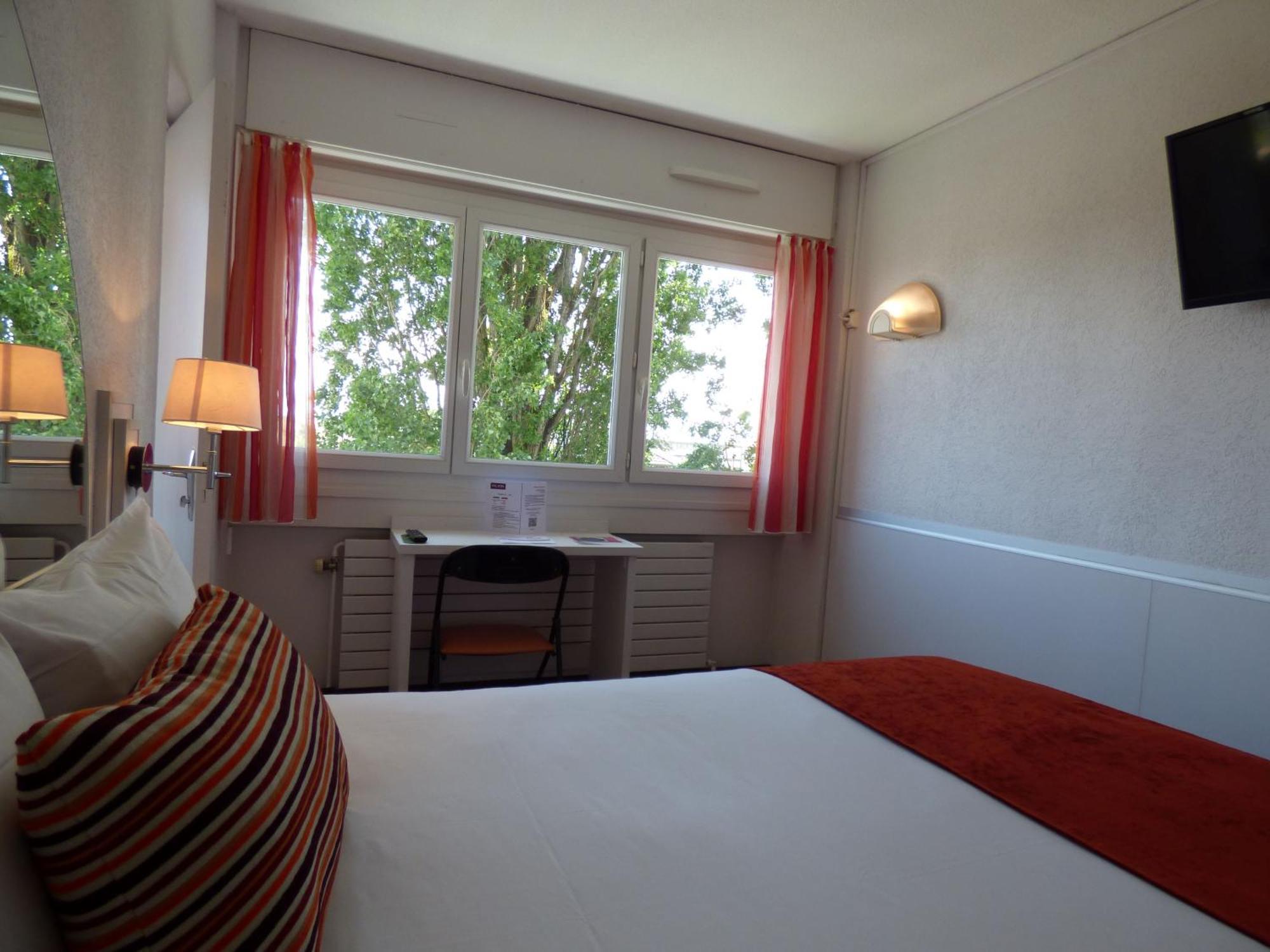 Escatel Hotel