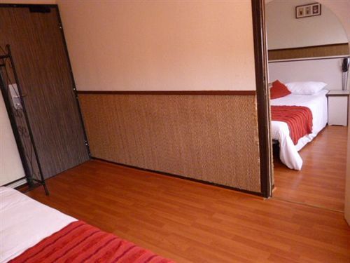 Escatel Hotel 3*